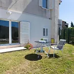 1 Bedroom Amazing In Podgrađe